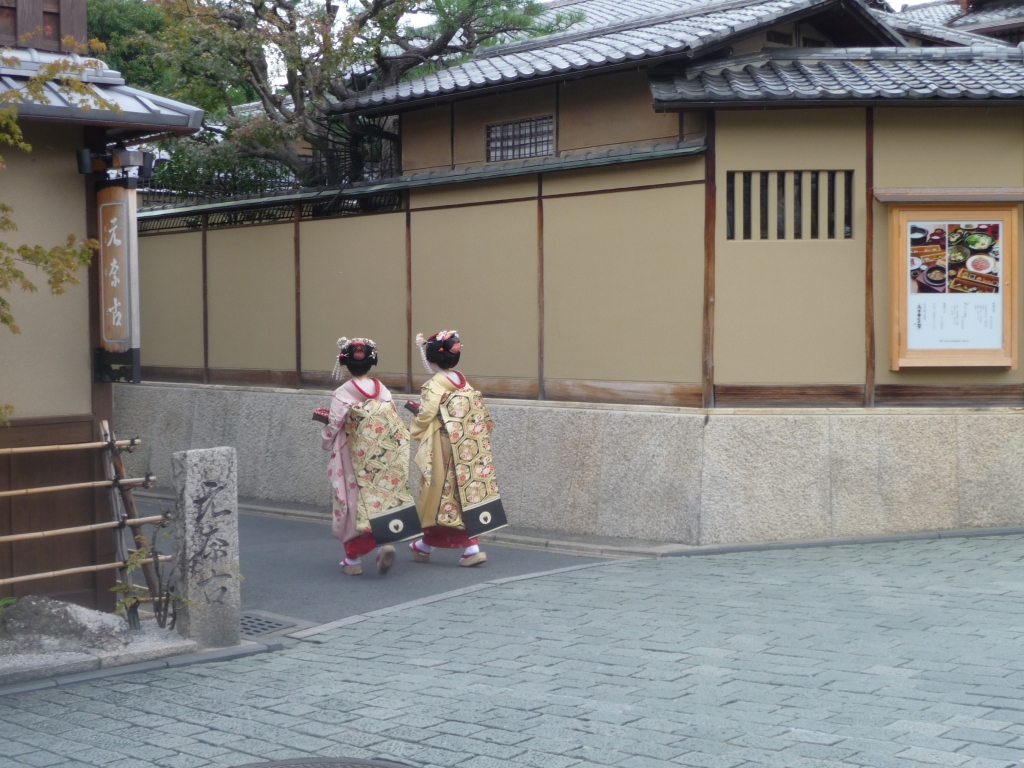 glimpses of geishas in Gion
